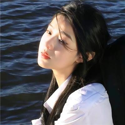 年轻之光 海报